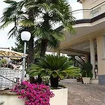 Otel Dei Pini
