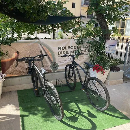 Dei Pini Hotel 3*