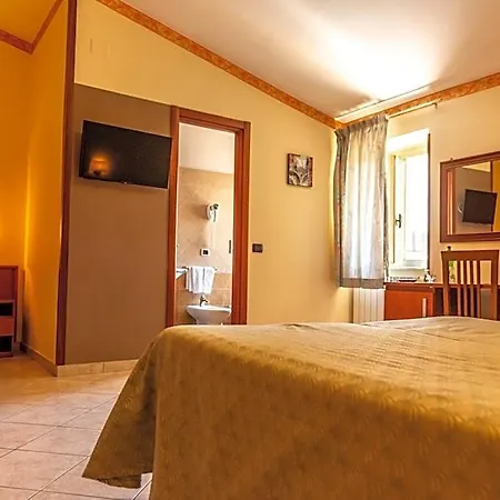 Hotel Dei Pini Fiuggi
