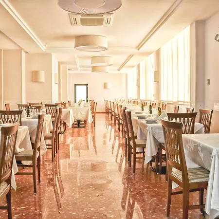 Hotel Dei Pini 3*