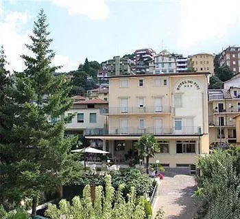 Hotel Dei Pini 3*